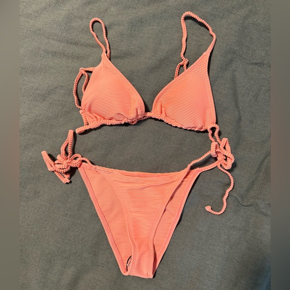 Coral Ribbed Bikini Set - Picture 2 of 7